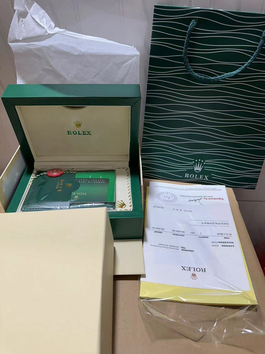 1:1 Super clones 43mm Rolex with box and papers