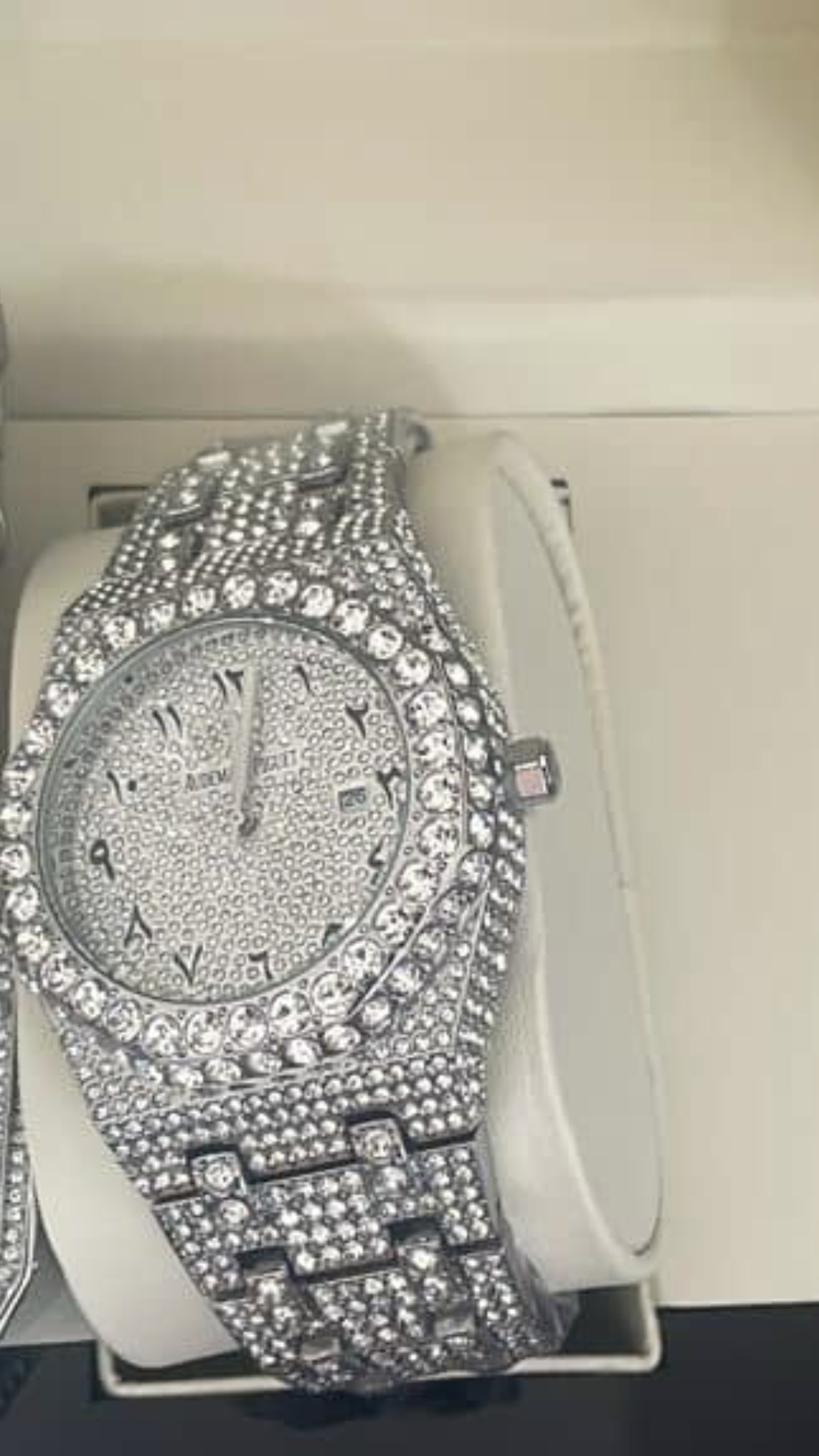 🧊💎 Iced Out Cartier-Style Watch – Bust Down Luxury Timepiece ⌚🔥