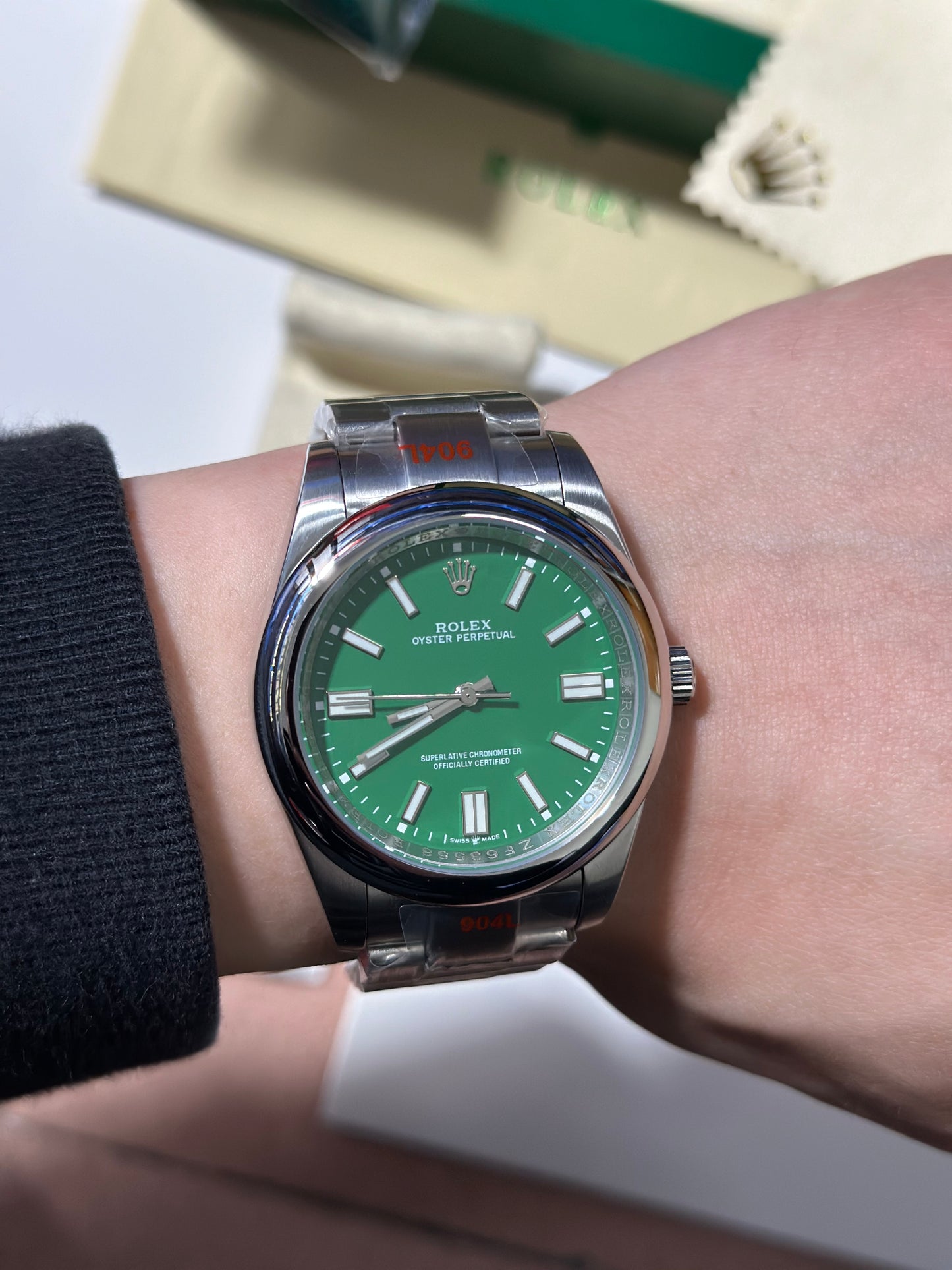 Rolex Oyster Perpetual Milgauss – Sapphire Crystal – Stainless Steel