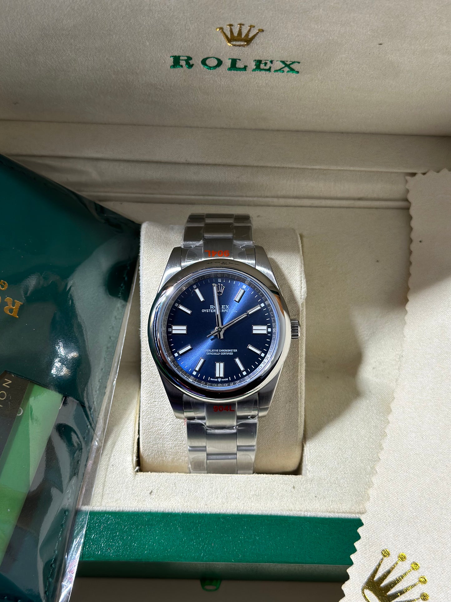 Rolex Oyster Perpetual Milgauss – Sapphire Crystal – Stainless Steel
