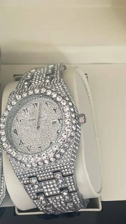 🧊💎 Iced Out Cartier-Style Watch – Bust Down Luxury Timepiece ⌚🔥