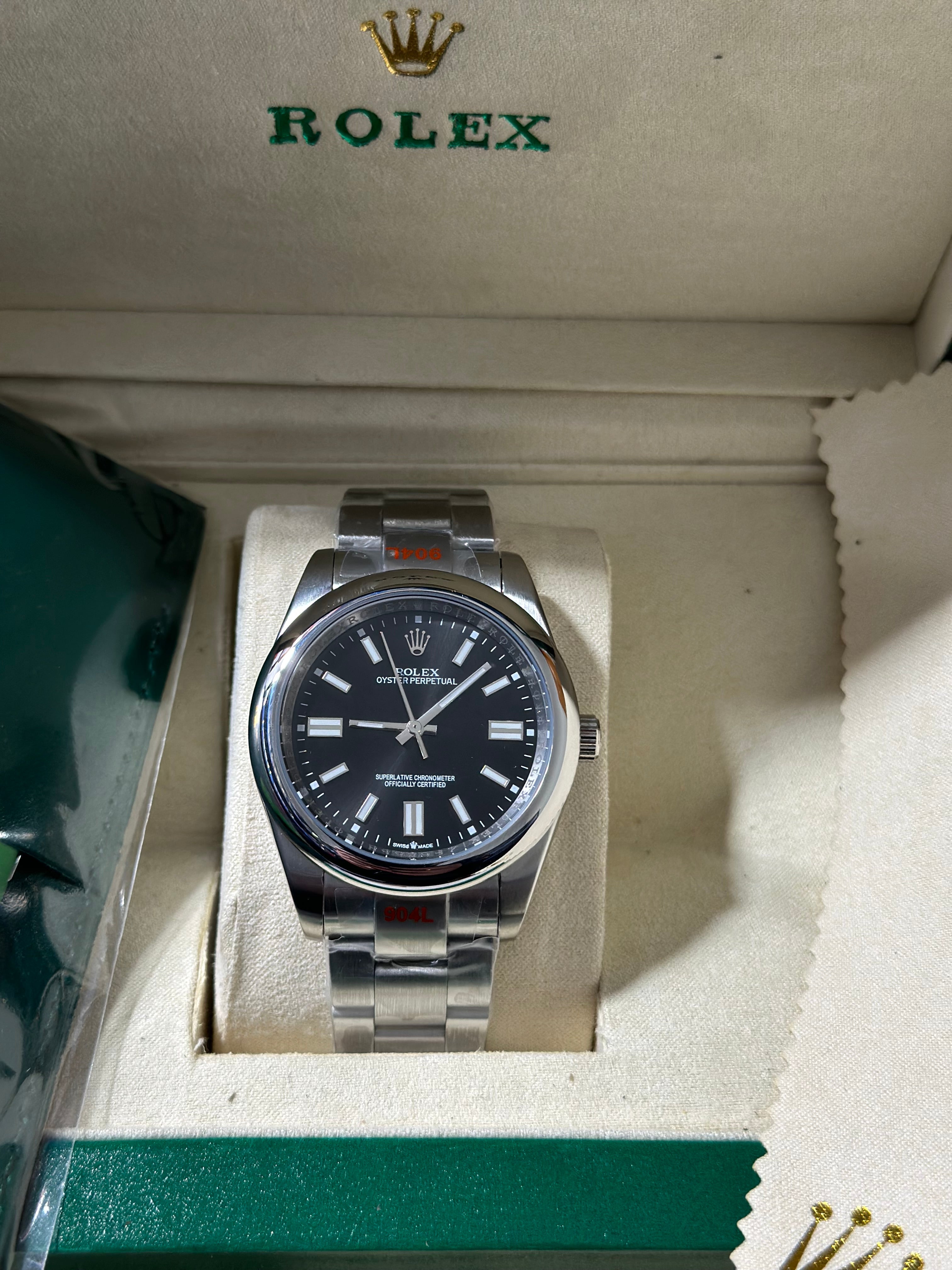 Rolex Oyster Perpetual Milgauss –  Sapphire Crystal – Stainless Steel