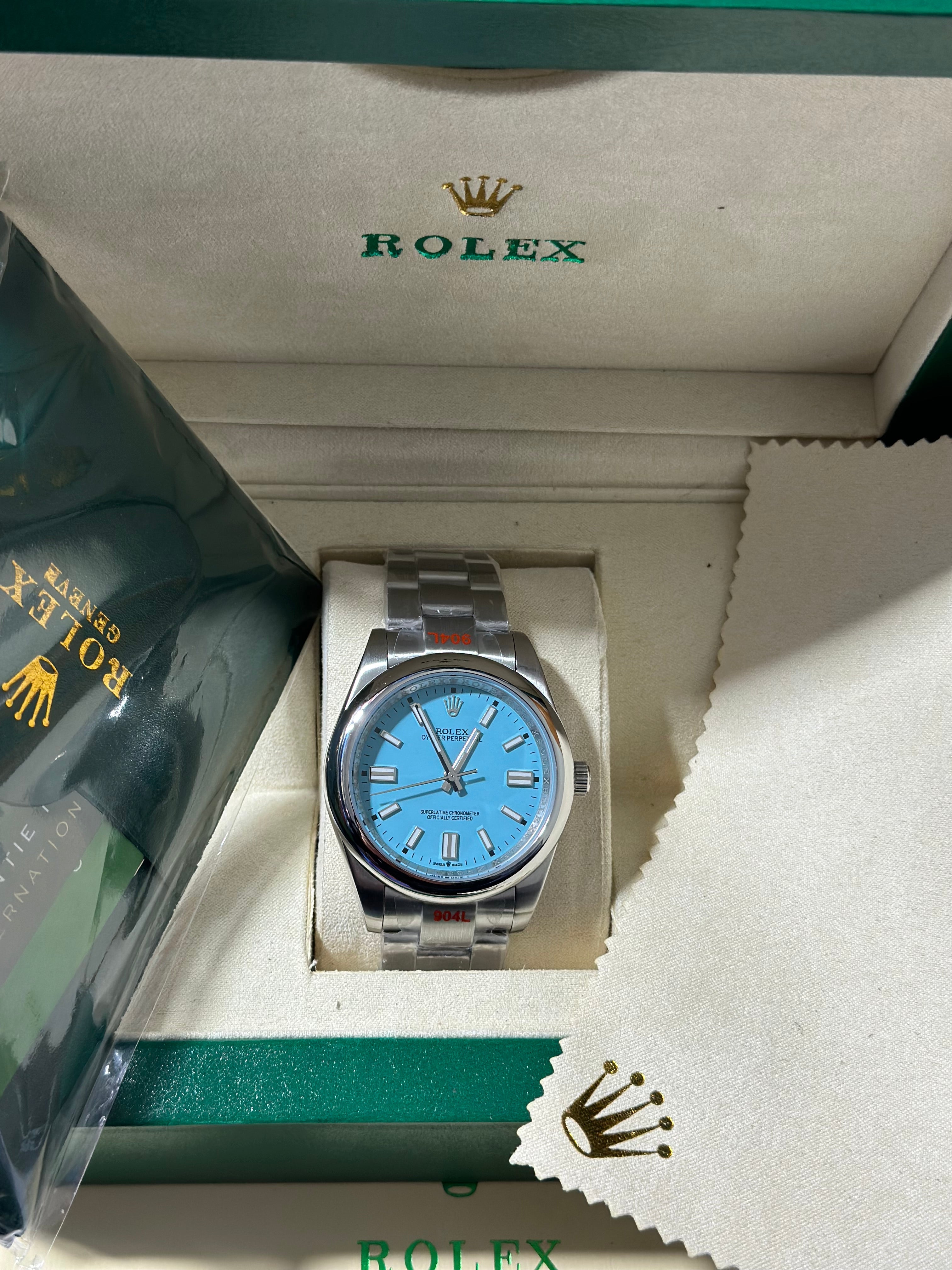 Rolex Oyster Perpetual Milgauss –  Sapphire Crystal – Stainless Steel